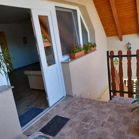 Vendégház Bé-la 2 3*