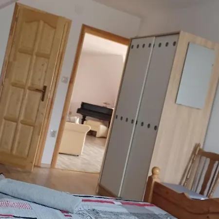 Vendégház Bé-la 2 Szomolya