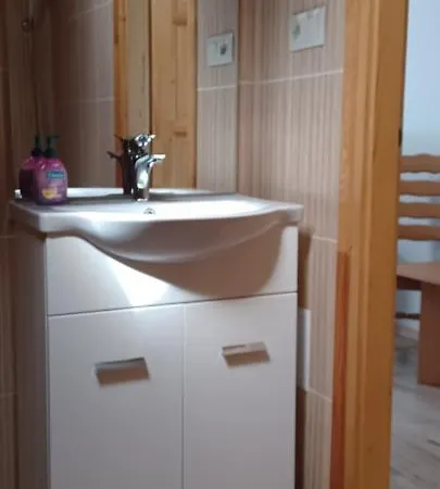 Vendégház Bé-la 2 3*